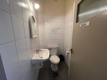 DEPARTAMENTO PISO 4 AMBIENTES EN VENTA EN CIUDAD