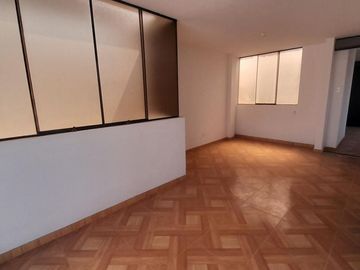 Casas Venta JR. Esteban Camere - SANTIAGO DE SURCO