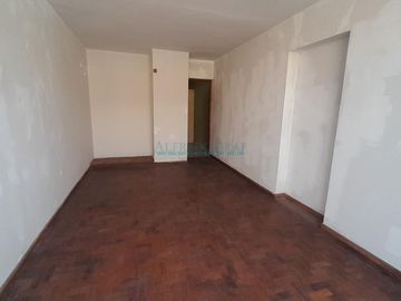 Casas Venta JR. Esteban Camere - SANTIAGO DE SURCO