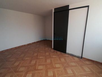 Casas Venta JR. Esteban Camere - SANTIAGO DE SURCO