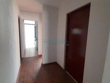 Casas Venta JR. Esteban Camere - SANTIAGO DE SURCO