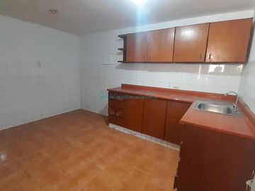 Casas Venta JR. Esteban Camere - SANTIAGO DE SURCO