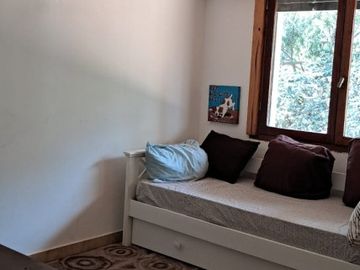 CASA QUINTA DE 6 AMBIENTES SOBRE UNA SUPERFICIE DE 1 HECTAREA DE PARQUE