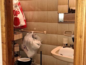 CASA QUINTA DE 6 AMBIENTES SOBRE UNA SUPERFICIE DE 1 HECTAREA DE PARQUE