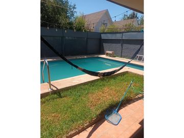 SE VENDE CASA CENTRAL EN VILLA ALEMANA CENTRO