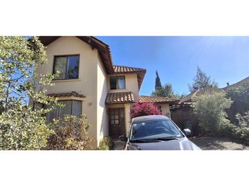 SE VENDE CASA HACIENDA EL PEÑON, PUENTE ALTO