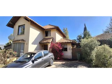 SE VENDE CASA HACIENDA EL PEÑON, PUENTE ALTO