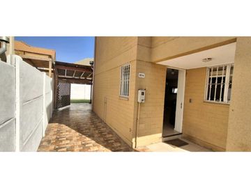 SE VENDE CASA ALTOS DEL RACO 6, PUENTE ALTO