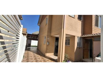 SE VENDE CASA ALTOS DEL RACO 6, PUENTE ALTO
