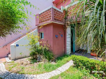 Casa en Venta y Renta en Barrio de Santiago