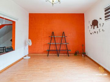 Casa en Venta y Renta en Barrio de Santiago