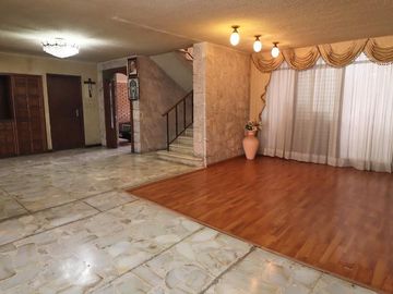 CASA EN VENTA EN MORELIA, CALZ. VENTURA PUENTE