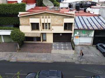 CASA EN VENTA EN MORELIA, CALZ. VENTURA PUENTE