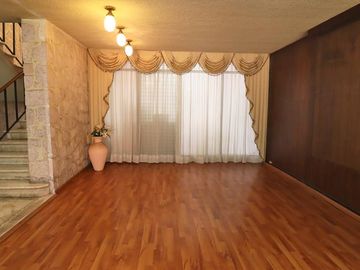 CASA EN VENTA EN MORELIA, CALZ. VENTURA PUENTE
