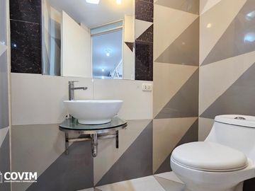 Casa en Alquiler en Cerro Colorado – Urb. Villa Florida