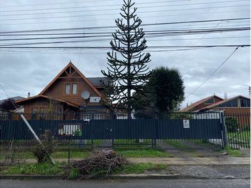 Vendo Casa Central en pequeño condominio Río Bueno