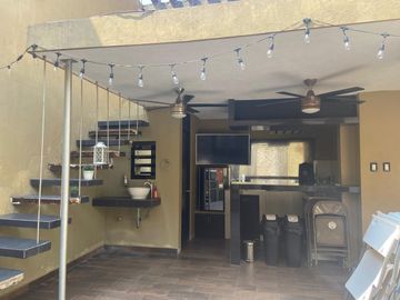 CASA EN VENTA COL. UNIDAD NACIONAL CD. MADERO, TAMAULIPAS