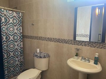 CASA EN VENTA COL. UNIDAD NACIONAL CD. MADERO, TAMAULIPAS