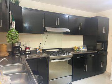 CASA EN VENTA COL. UNIDAD NACIONAL CD. MADERO, TAMAULIPAS