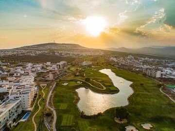 Vive en Zibatá, la mejor zona del Querétaro Moderno.