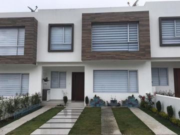 CASA EN VENTA, SECTOR FYBECA - CHALLUABAMBA