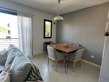 Departamento en  venta de 2 ambientes con cochera en Victoria