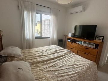 Departamento en  venta de 2 ambientes con cochera en Victoria