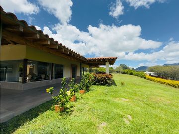 casa finca campestre para venta la Ceja Antioquia 2.620 m2 JLRB