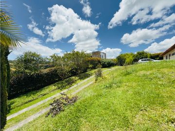 casa finca campestre para venta la Ceja Antioquia 2.620 m2 JLRB
