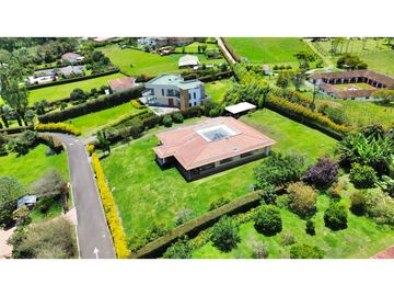 casa finca campestre para venta la Ceja Antioquia 2.620 m2 JLRB