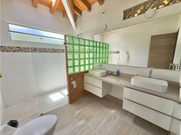 casa finca campestre para venta la Ceja Antioquia 2.620 m2 JLRB