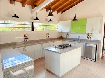 casa finca campestre para venta la Ceja Antioquia 2.620 m2 JLRB