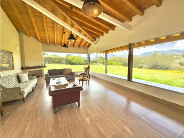 casa finca campestre para venta la Ceja Antioquia 2.620 m2 JLRB
