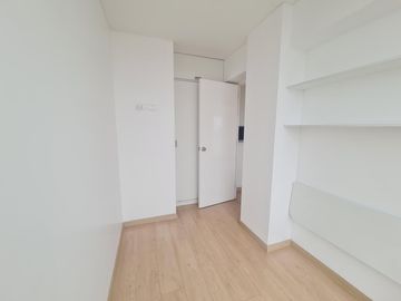 SE ALQUILA DEPARTAMENTO SEMI AMOBLADO EN SURQUILLA A PASOS DEL OPEN PLAZA