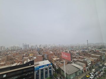 SE ALQUILA DEPARTAMENTO SEMI AMOBLADO EN SURQUILLA A PASOS DEL OPEN PLAZA
