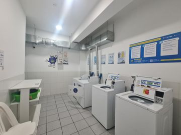 SE ALQUILA DEPARTAMENTO SEMI AMOBLADO EN SURQUILLA A PASOS DEL OPEN PLAZA