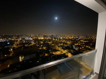 SE VENDE DEPARTAMENTO PARA INVERSIÓN FRENTE A CHIPOCO EN EL DISTRITO DE BARRANCO