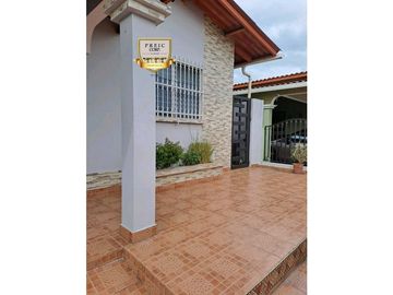 Casa Brisas Del Golf PH Lomas del Golf (KF)