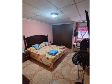 CASA EN VENTA - LAS CUMBRES NORTE