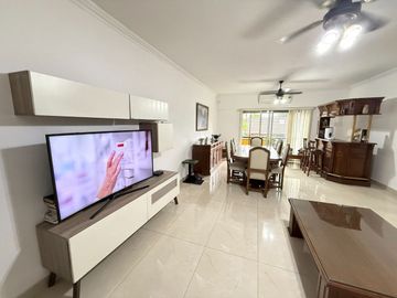 VENTA Departamento 4 amb. con balcón en Florida
