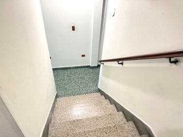VENTA Departamento 4 amb. con balcón en Florida