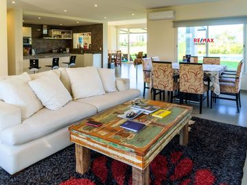 ¡RETASADO! - Casa Haras Santa Maria Oportunidad