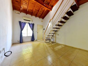 VENTA PH 2/3 AMB c ALTILLO SAN MIGUEL APTO CREDITO