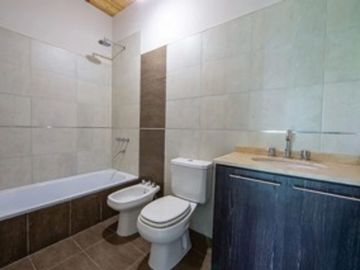 Casa en Venta - Bº La Quebrada - Lujan