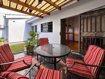 VENTA CASA CERRO DE LAS ROSAS 3 DORM