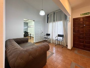 VENTA CASA CERRO DE LAS ROSAS 3 DORM