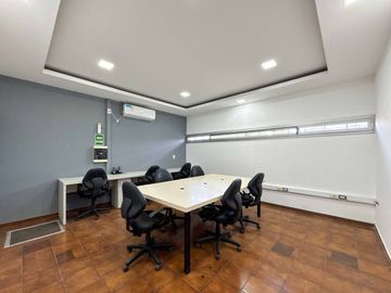 VENTA CASA CERRO DE LAS ROSAS 3 DORM