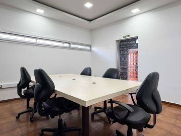 VENTA CASA CERRO DE LAS ROSAS 3 DORM