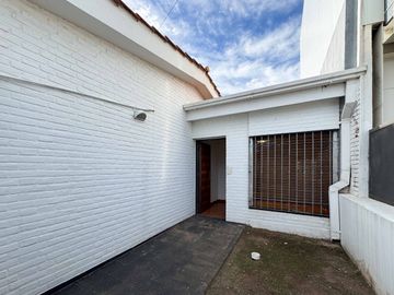 VENTA CASA CERRO DE LAS ROSAS 3 DORM