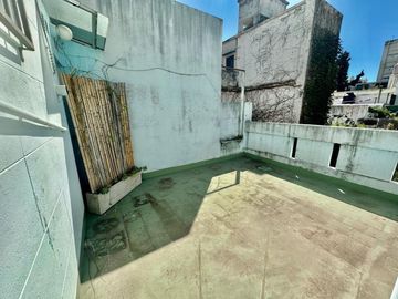 VENTA CASA EN DOS PLANTAS VILLA CRESPO